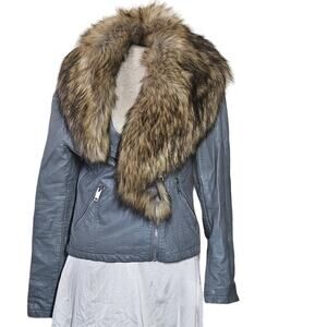 Love Token Eleanor Faux Fur Trim Jacket Size Small
